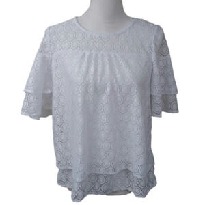 NY Collection Petite White Two Tier Lace Short Sleeve Keyhole Button Back Top